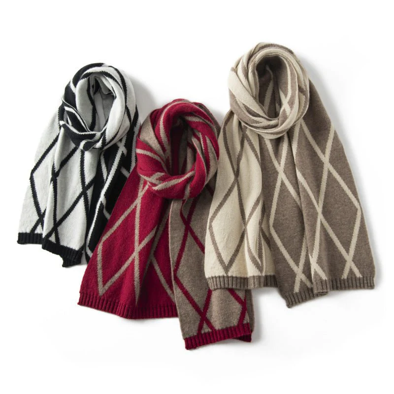 Sciarpa in Cashmere Geometrica con motivo a Diamante, Sciarpe Invernali - immagine 5
